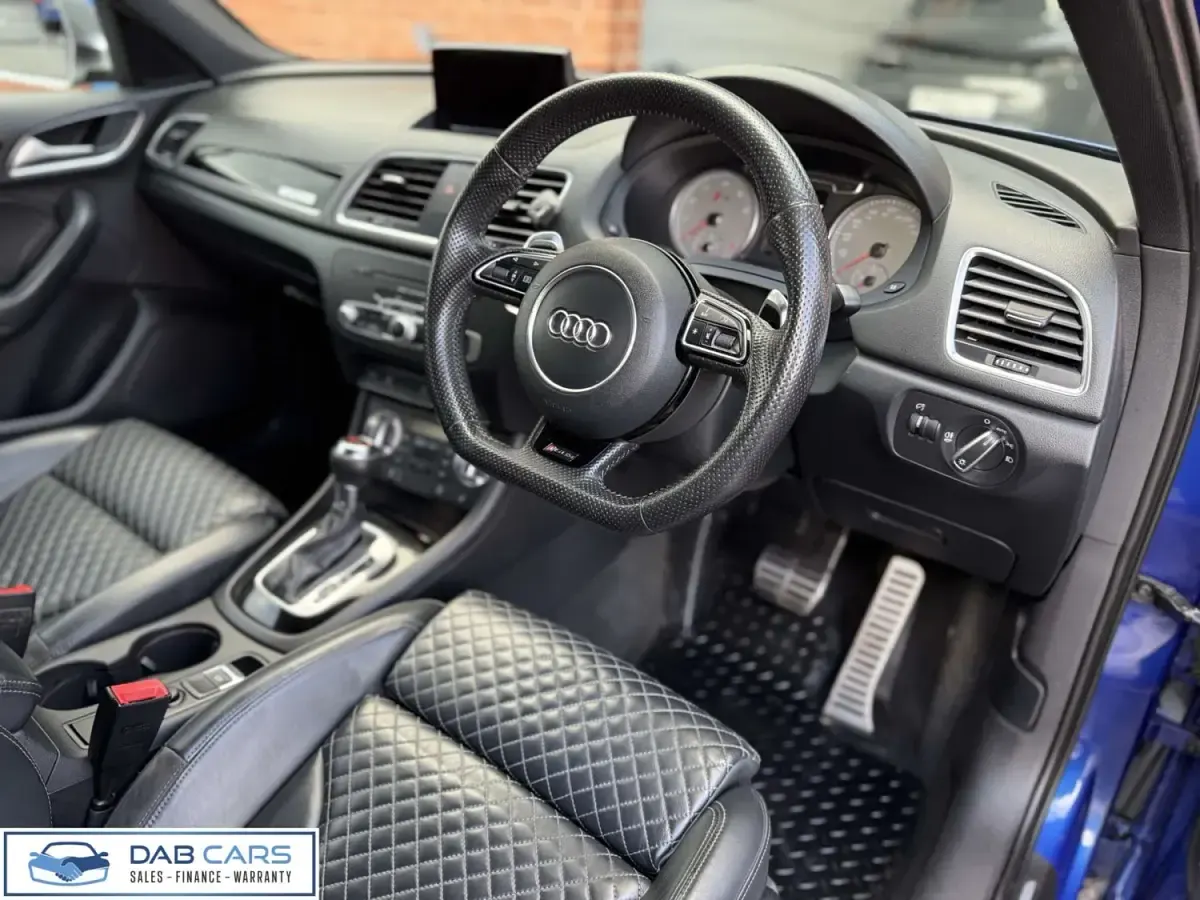 Begagnad Audi RS Q3 Basis 310 HK (228 kW) 2014 Blå SUV