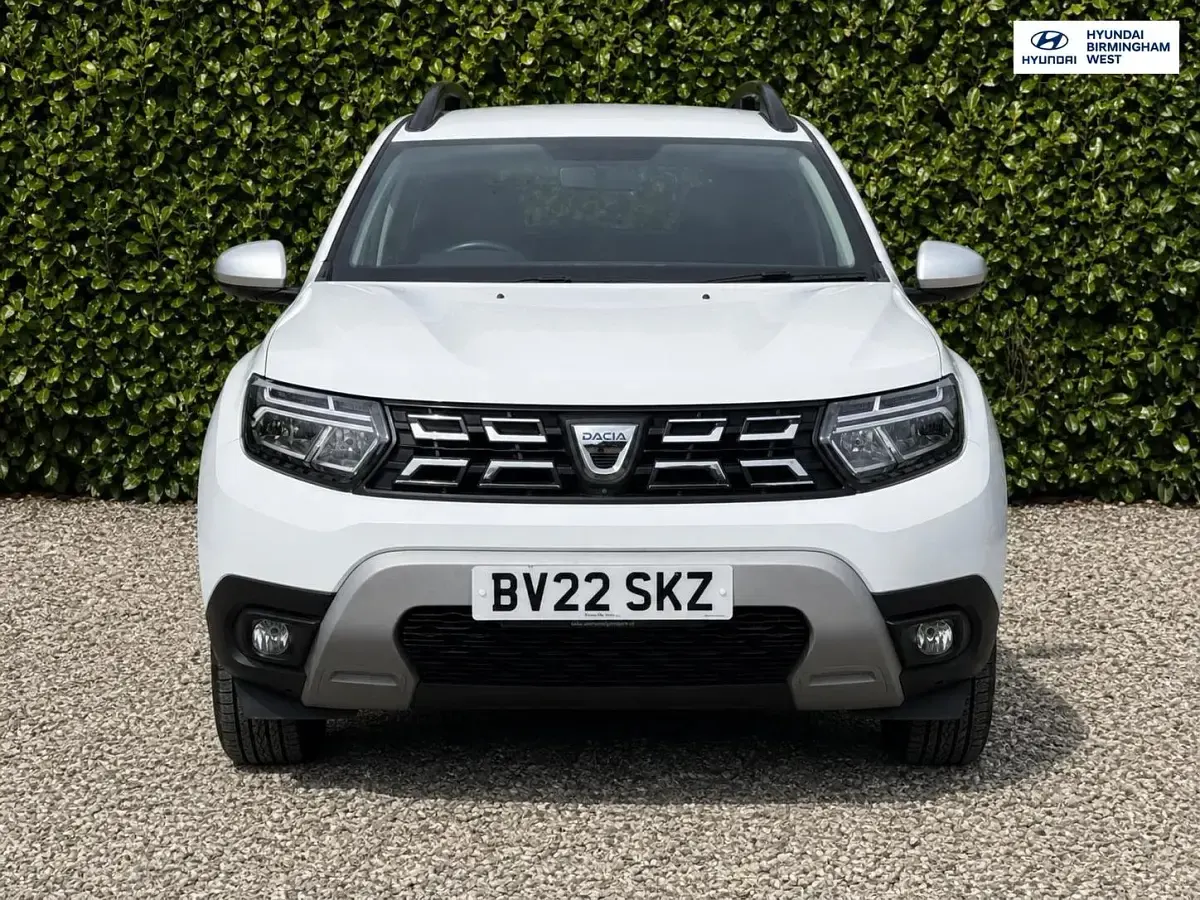 Used Dacia Duster Prestige 90 HP (66 kW) 2022 White SUV