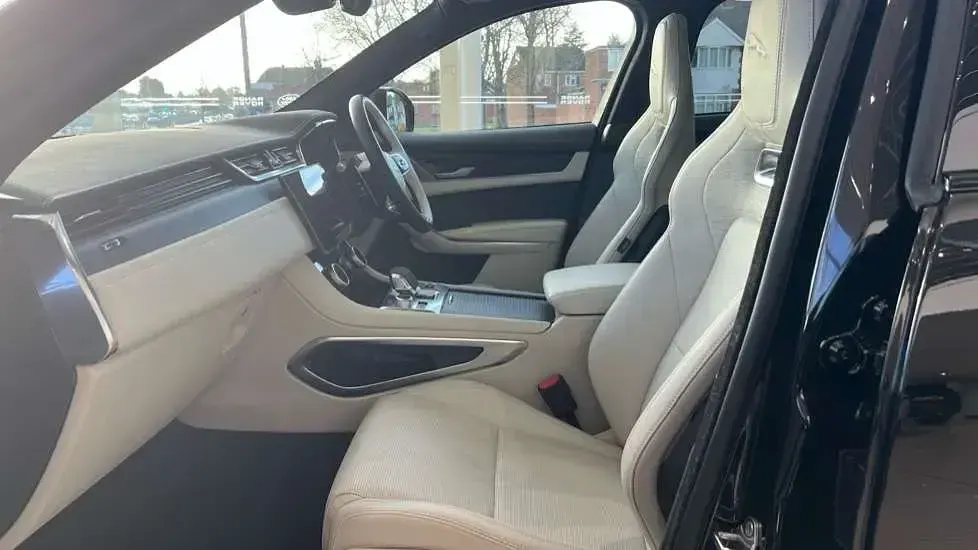 Used Jaguar F-Pace R-Dynamic 300 HP (220 kW) 2023 Black SUV
