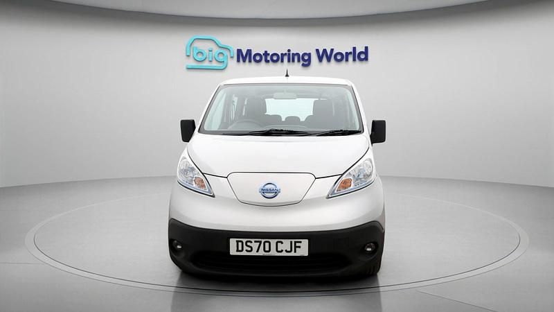 Used Nissan e-NV200 Visia 80 kW (109 HP) 2020 Silver MPV