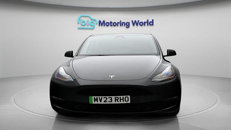 Used Tesla Model Y Long Range AWD 378 kW (514 HP) 2023 Black SUV