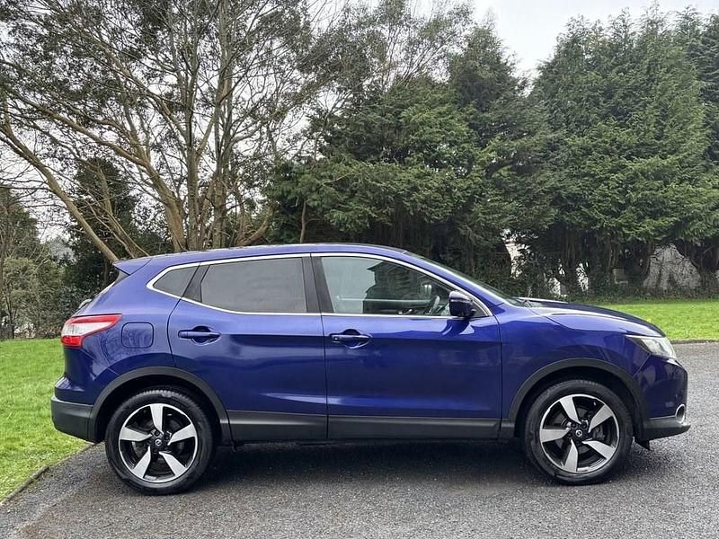 Used Nissan Qashqai N-TEC 115 HP (84 kW) 2015 Blue SUV