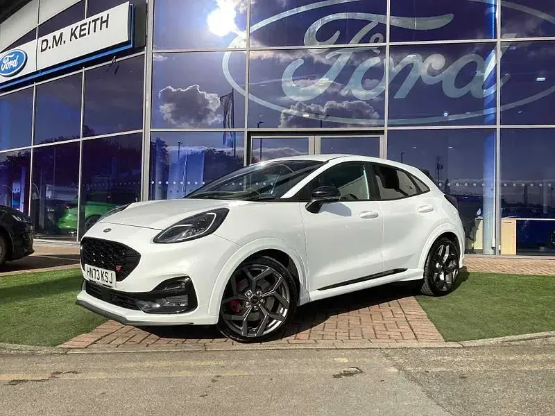 Used Ford Puma ST 2023 Frozen white SUV