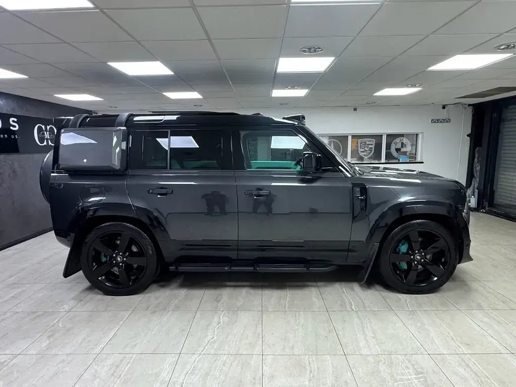Used Land Rover Defender HSE Dynamic 2024 Grey SUV