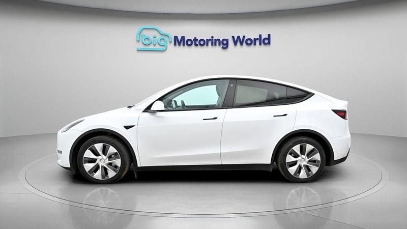 Used Tesla Model Y Long Range AWD 378 kW (514 HP) 2022 White SUV