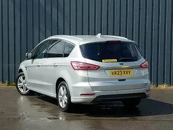 Used Ford S-MAX Titanium 190 HP (139 kW) 2023 Silver MPV