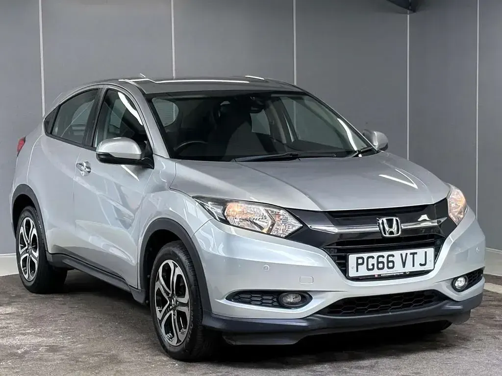 Begagnad Honda HR-V SE 120 HK (88 kW) 2017 Silver SUV