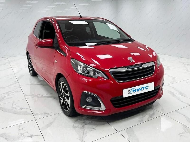 Used Peugeot 108 Allure 82 HP (60 kW) 2014 Red Hatchback