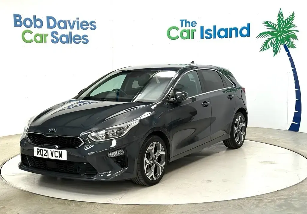 Used Kia Ceed 158 HP (116 kW) 2021 Grey Hatchback