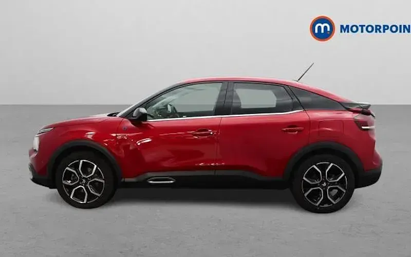 Used Citroën e-C4 Shine 100 kW (136 HP) 2023 Red Hatchback