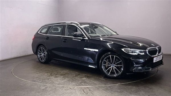 Black Used 2022 BMW 330 Sport Line Estate | £19,499 (Super price) - Image 1/4