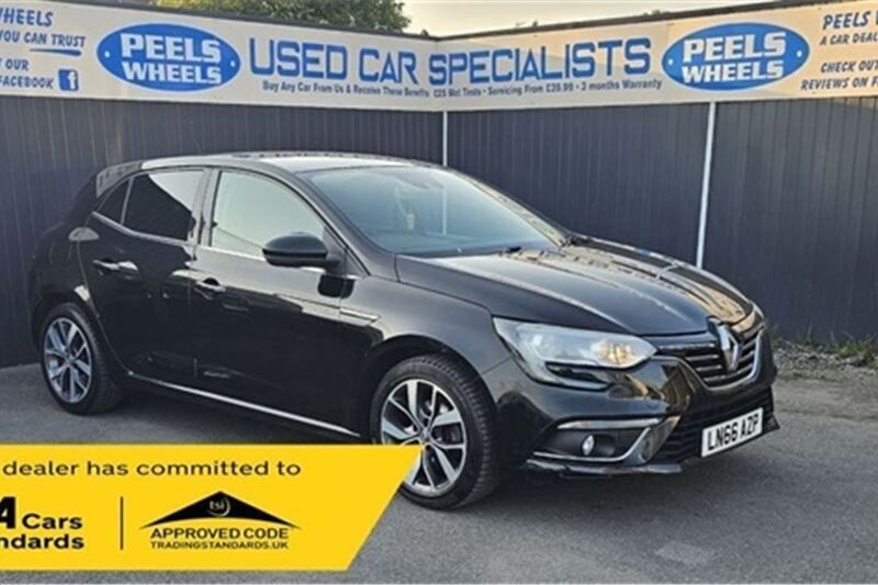 Black Used 2016 Renault Mégane III Dynamique Hatchback | £6,275 (Super price) - Image 1/4