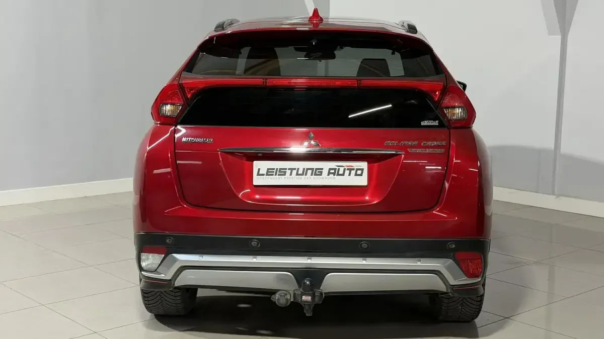 Used Mitsubishi Eclipse Edition 161 HP (118 kW) 2018 Red Hatchback