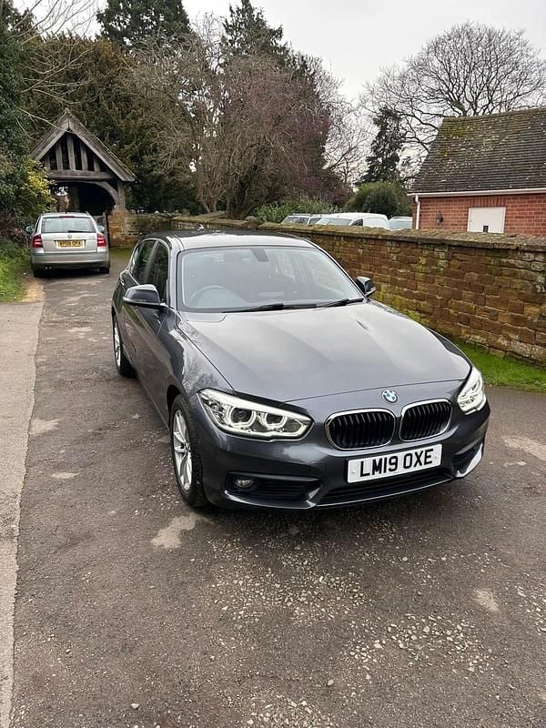 Used BMW 116 Impressive 116 HP (85 kW) 2019 Grey Hatchback