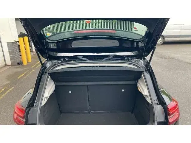 Usado Renault Clio V Iconic 90 CV (66 kW) 2021 Negro Utilitario