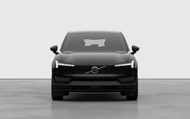 New Volvo EX30 Plus 314 kW (428 HP) 2026 Sand dune SUV