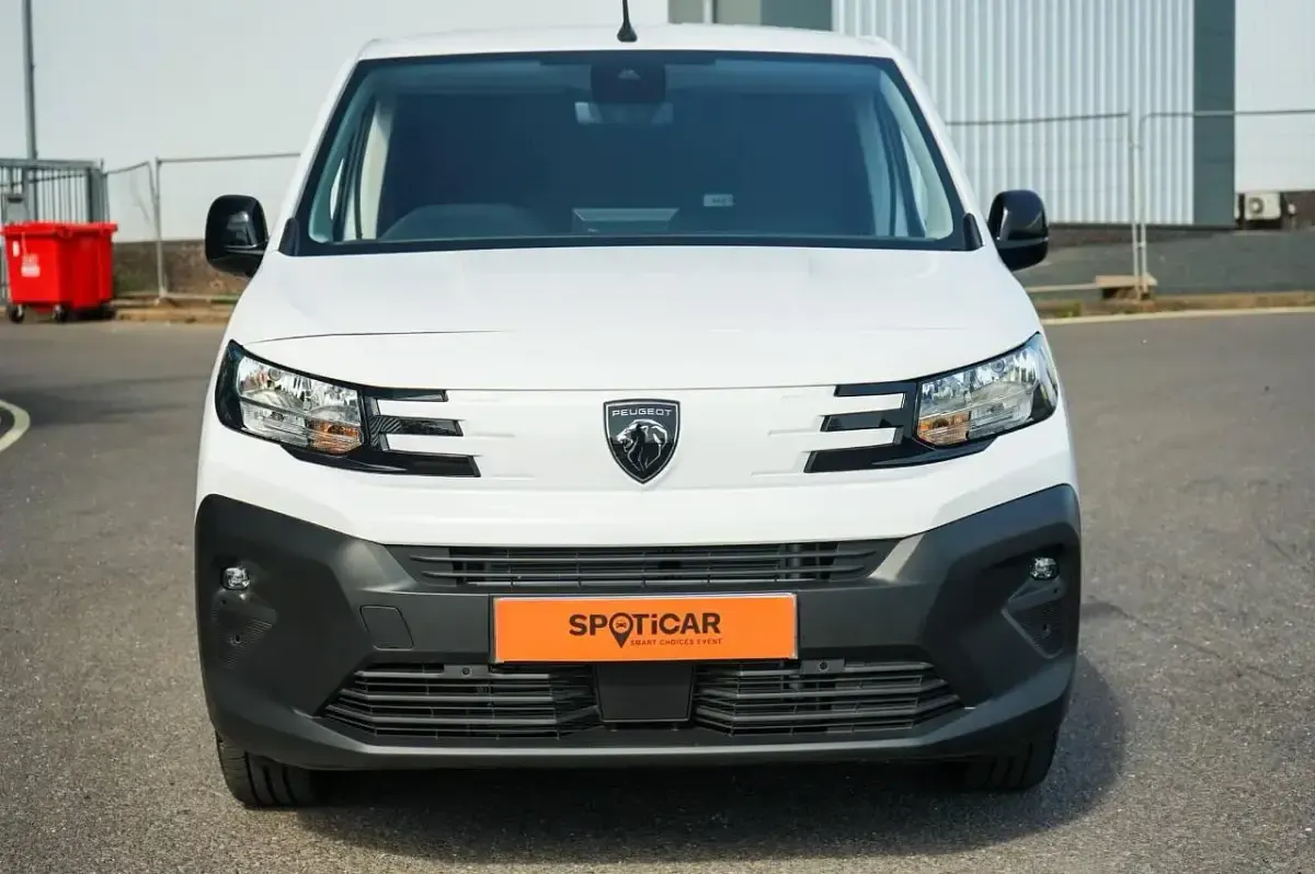 Second-hand Peugeot Partner S 101 CP (74 kW) 2026 Alb Monovolum