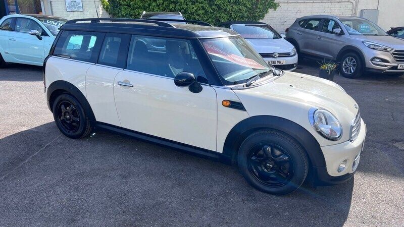 White Used 2011 Mini Cooper Clubman Estate | £3,999 (Fair price) - Image 1/4