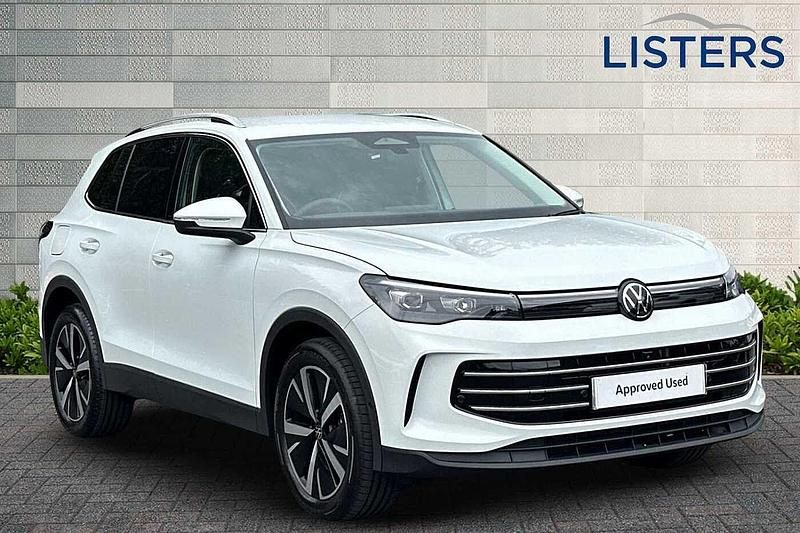 White New 2025 VW Tiguan Elegance SUV | £38,990 - Image 1/4