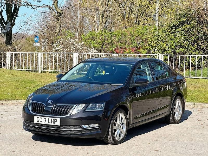 Begagnad Skoda Octavia SE L 2017 Svart Halvkombi