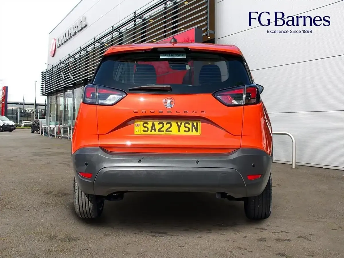 Used Vauxhall Crossland Design Edition 82 HP (60 kW) 2022 Red SUV