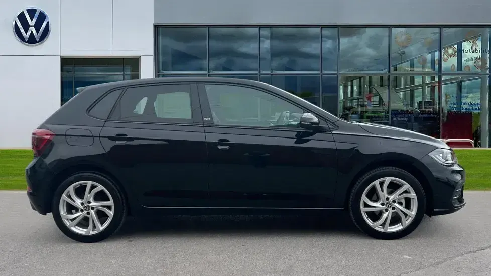 New VW Polo Edition 95 HP (69 kW) 2026 Deep black pearl Hatchback