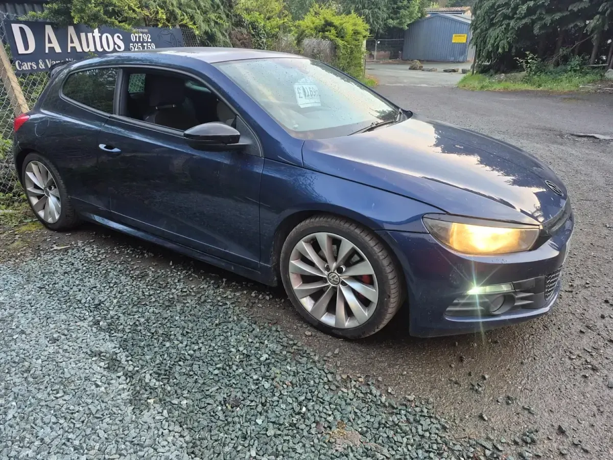 Begagnad VW Scirocco GT 2009 Blå Sportkupé