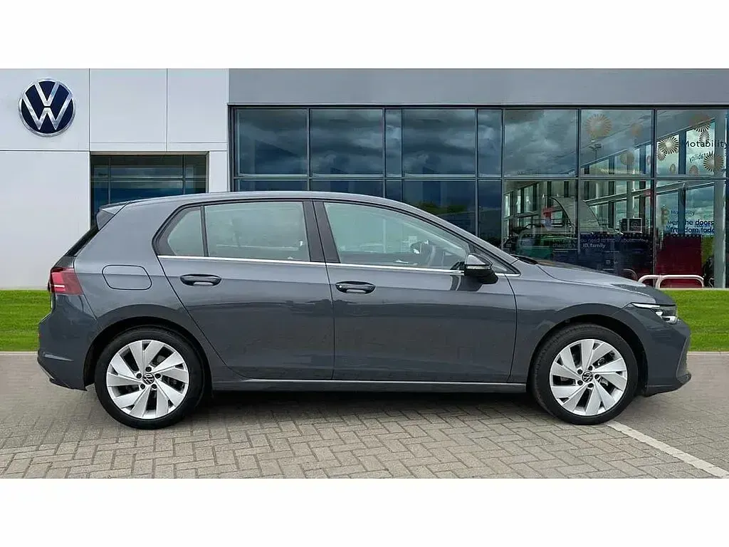 Used VW Golf VIII 150 HP (110 kW) 2025