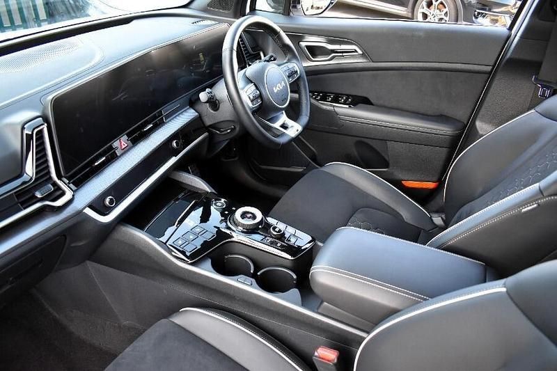 Used Kia Sportage GT-Line 157 HP (115 kW) 2025 White SUV