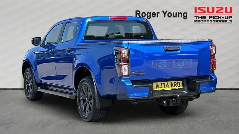 Used Isuzu D-Max 2024 Blue Pickup