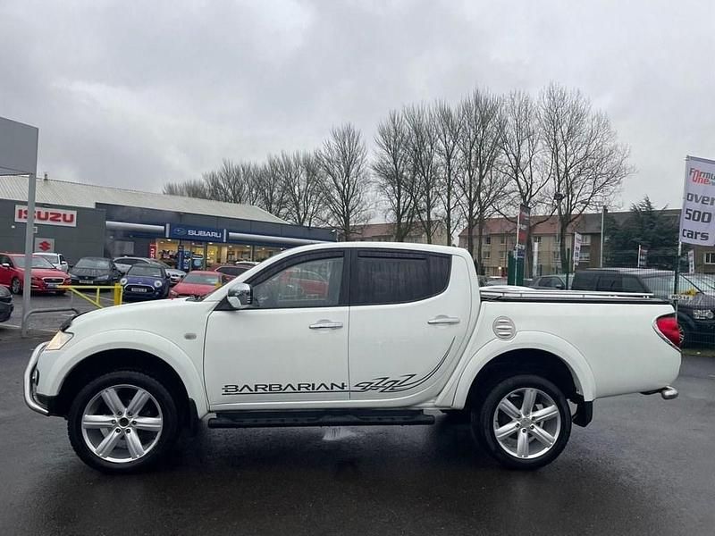 Second-hand Mitsubishi L200 175 CP (128 kW) 2013 Alb Pickup