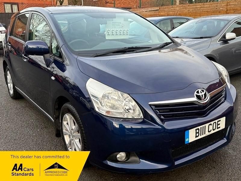 Blue Used 2012 Toyota Verso MPV | £7,999 - Image 1/4