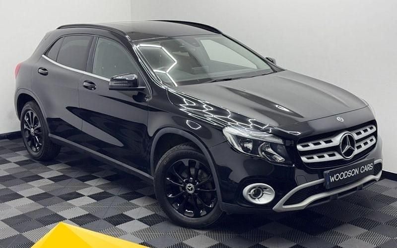 Used 2019 Mercedes 200 Executive Hatchback | £11,000 (Fair price) - Image 1/3
