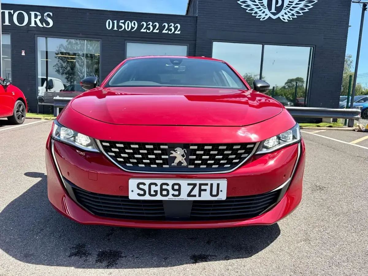 Used Peugeot 508 GT-line 130 HP (95 kW) 2020 Red Hatchback