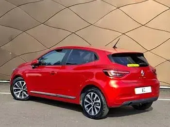 Used Renault Clio Iconic 90 HP (66 kW) 2021 Red Hatchback