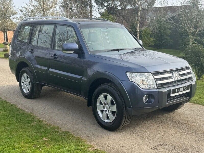Blue Used 2009 Mitsubishi Shogun SUV | £8,995 (Fair price) - Image 1/4