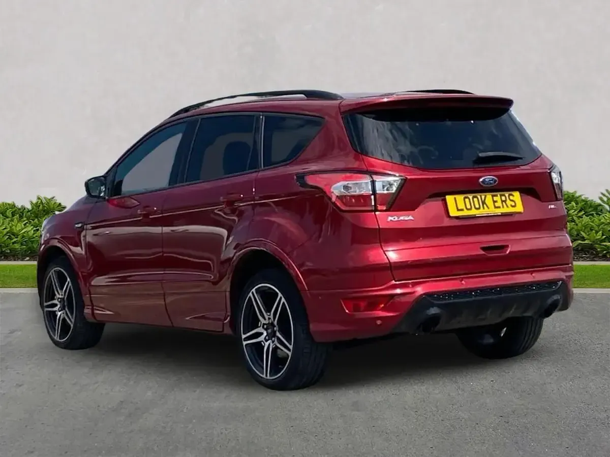 Used Ford Kuga ST-Line 180 HP (132 kW) 2019 Red SUV