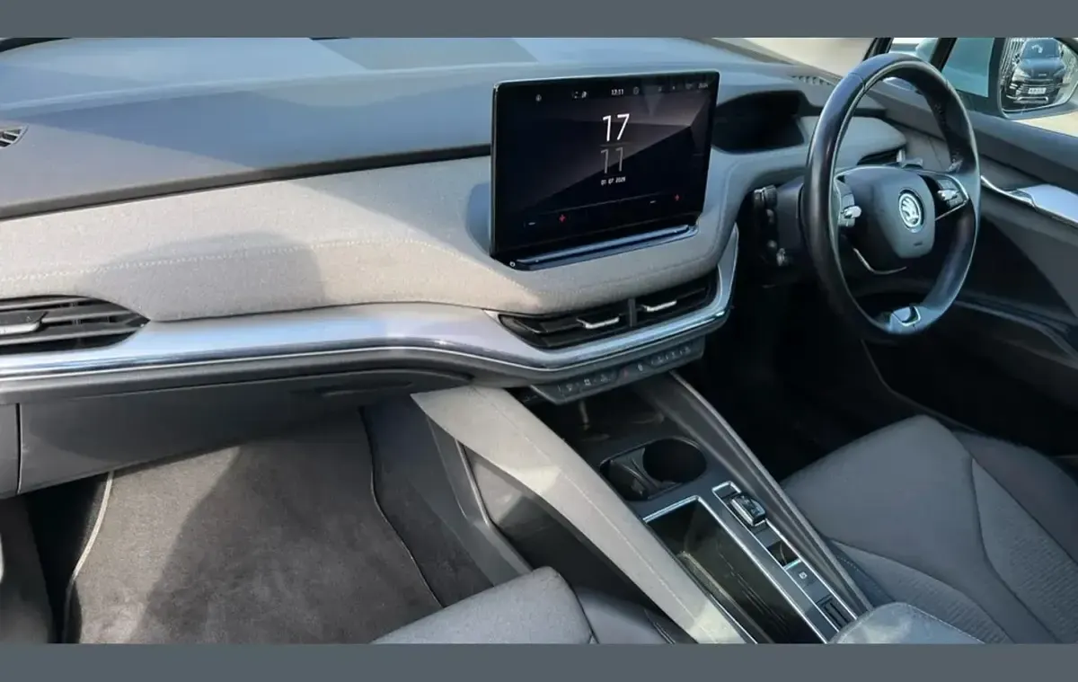 Used Skoda Enyaq iV ecoSuite 150 kW (204 HP) 2023 Arctic silver metallic SUV