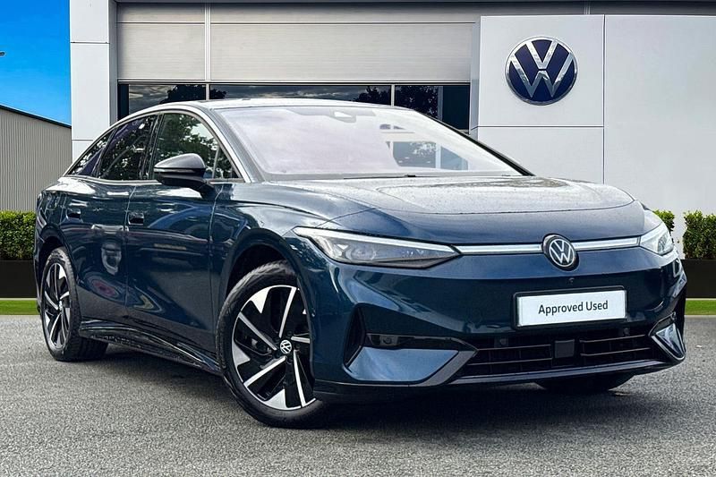 Blue Used 2024 VW ID.7 Pro Sedan | £31,990 (Fair price) - Image 1/4