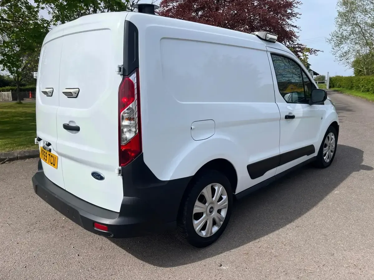 Used Ford Transit Connect S 100 HP (73 kW) 2020 White MPV