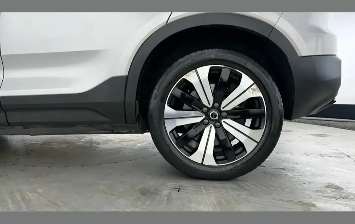 Used Volvo C40 Plus 169 kW (231 HP) 2022 Silver SUV