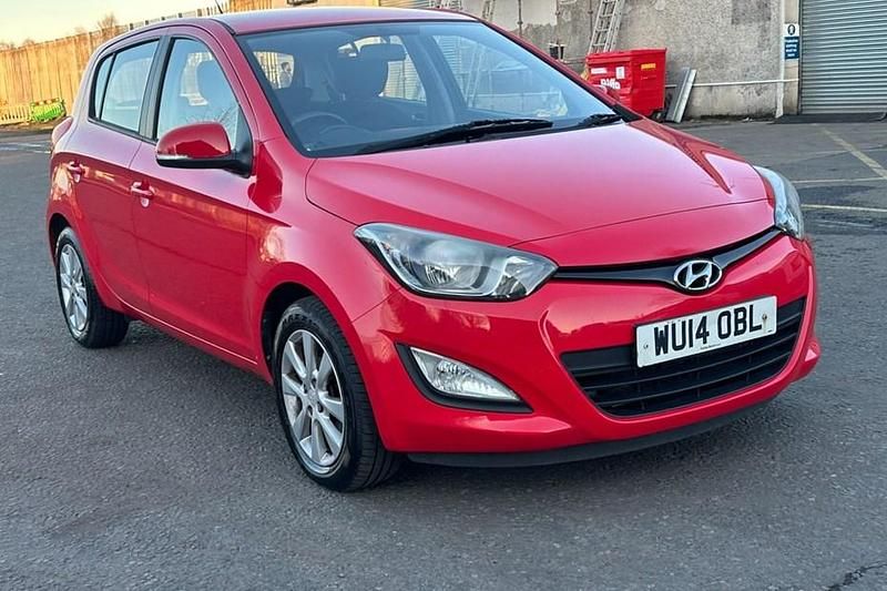 Used Hyundai i20 Active 2014 Red Hatchback
