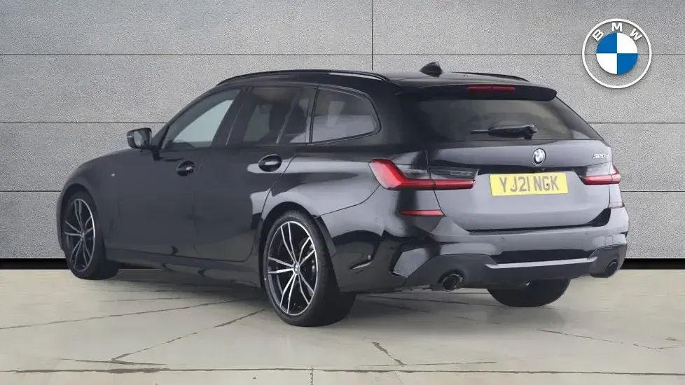 Used BMW 320 M Sport 187 HP (137 kW) 2021 Black Estate