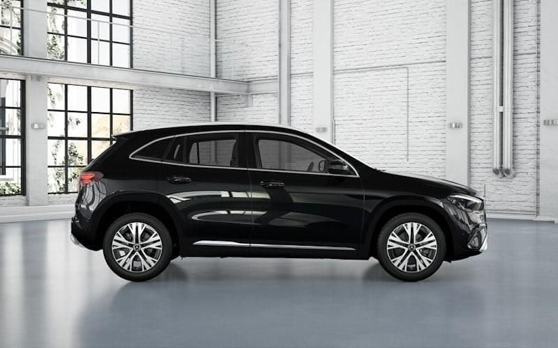 New Mercedes GLA200 Executive 163 HP (119 kW) 2026 SUV