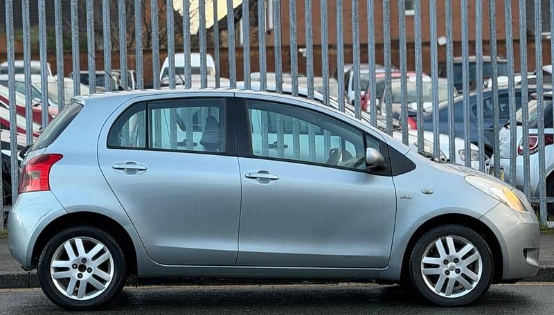 Used Toyota Yaris 2008 Silver Hatchback
