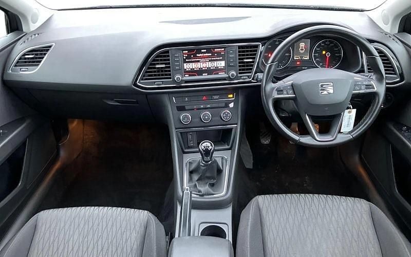 Used Seat Leon Ecomotive 110 HP (80 kW) 2016 Black Estate