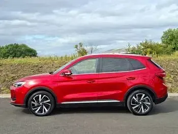 Used MG ZS Trophy 196 HP (144 kW) 2025 Red SUV