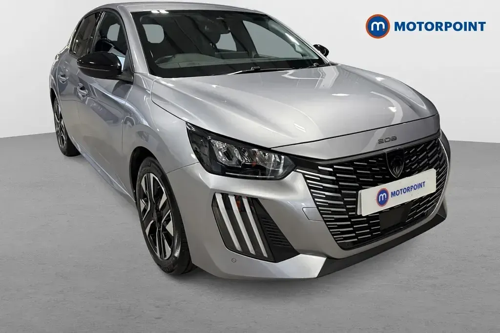 Używany Peugeot 208 Allure 101 KM (74 kW) 2025 Hatchback