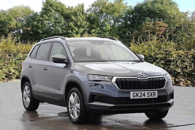 Graphite grey metallic Used 2024 Skoda Karoq SE Drive SUV | £23,695 (Fair price) - Image 1/4
