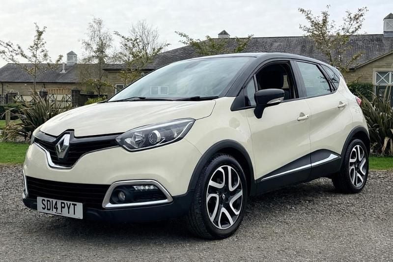 Second-hand Renault Captur Dynamique 90 CP (66 kW) 2014 Bej SUV